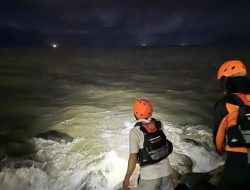 Remaja Hilang Terseret Ombak di Pantai Ujung Batu, Padang