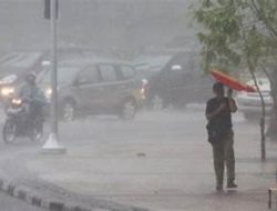 Hujan Deras Mendorong Longsor di Cikarang Selatan, Ratusan Rumah Terancam dan Akses Terputus