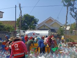 PMI Sumut Perkuat Bantuan Air Bersih bagi Warga Terdampak Bencana di Tapanuli Tengah