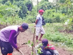 Wujudkan Lingkungan Berkelanjutan, Pemprov Jabar Gaji Warga dan Beri Ternak di Sekitar Gunung Ciremai