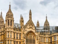 Starmer Tegaskan Tetap Bertahan sebagai PM Inggris