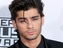 Zayn Malik Siap Gelar Tur Dunia Terbesar