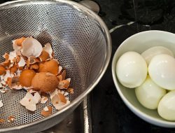 Alasan Telur Rebus Tak Boleh Langsung Masuk Air Dingin