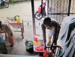 Atnah Tak Jualan Usai Uang Dicuri