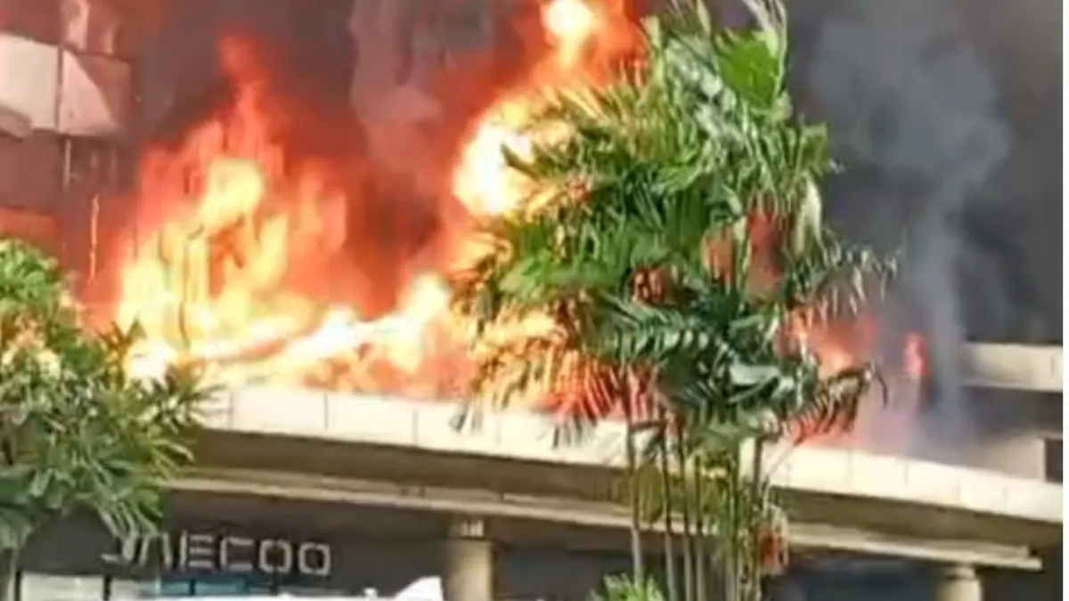 kebakaran mal ciputra cibubur