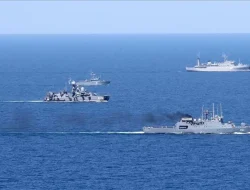 Rusia, China, Iran Gelar Latihan Militer di Hormuz