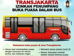 Transjakarta Izinkan Buka Puasa di Dalam Bus