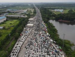 Mudik Lebaran Dimulai, Kendaraan Keluar Jakarta Meningkat