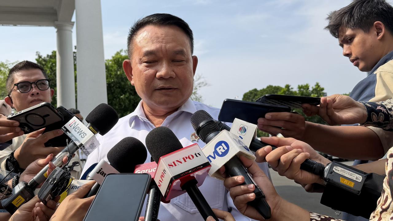 Penasihat Khusus Presiden Bidang Pertahanan Dudung Abdurachman di Istana Kepresidenan Jakarta, Selasa (21/4/2026) (Liputan6.com/Lizsa Egeham)