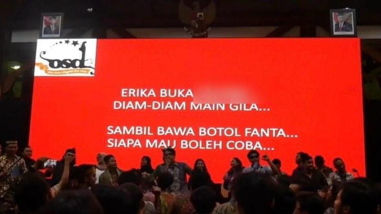 Jagad sosial media kembali diramaikan oleh lagu berjudul "Erika" yang dinyanyikan dalam momen Orkes Semi Dangdut HMT ITB. (Foto: Antara)