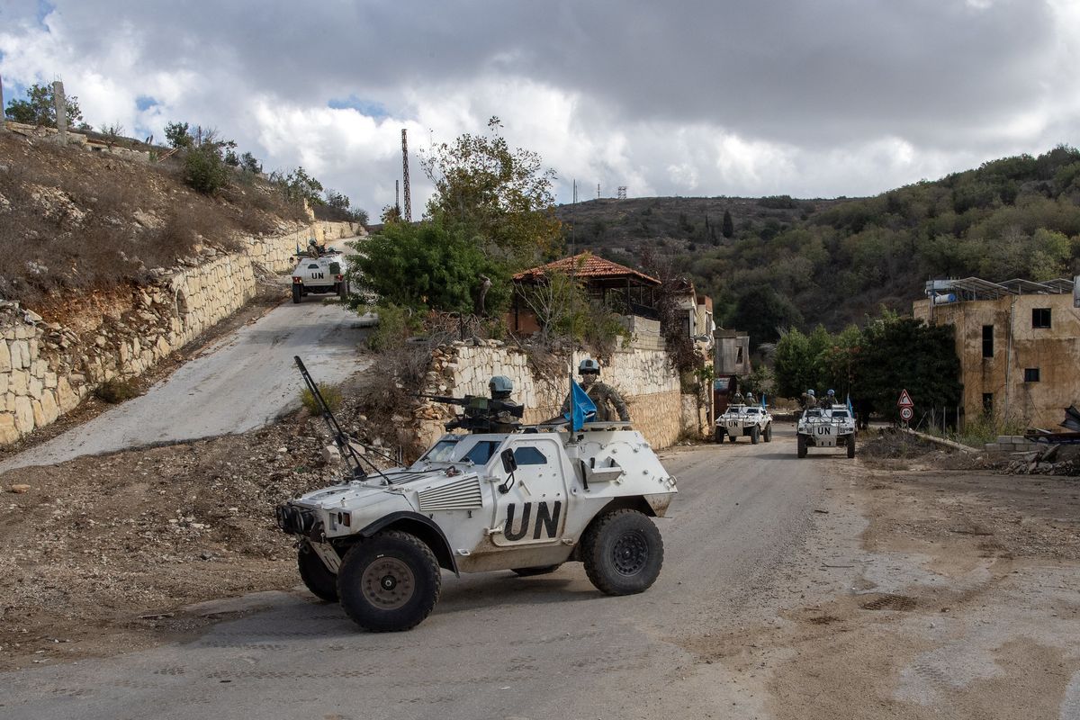 pasukan perdamaian kembali diserang