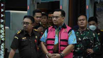 Penetapan Yeka sebagai tersangka dilakukan usai menjalani pemeriksaan di Kejagung. (Foto: Dokumentasi Kejagung)