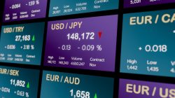 Jepang Kucurkan Rp 1.300 Triliun Saat Yen Tertekan Dolar AS