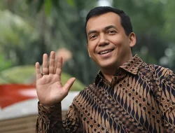 Prabowo Resmi Hentikan Silmy Karim