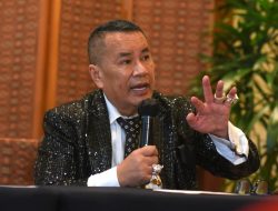 Hotman Paris Turun Tangan Bela Raffi Ahmad
