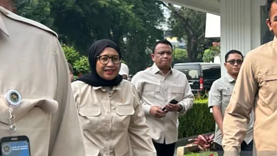 Kepala Badan Gizi Nasional (BGN) Nanik Sudaryati Deyang tiba di Kompleks Istana Kepresidenan, Jakarta, Kamis (11/6/2026). ANTARA/Maria Cicilia Galuh/aa.