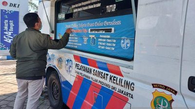 Samsat Keliling Buka di Bundaran HI, Warga Serbu Layanan Pajak